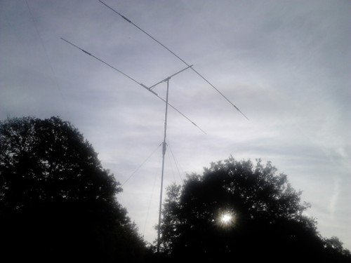 beam antenna at sunrise